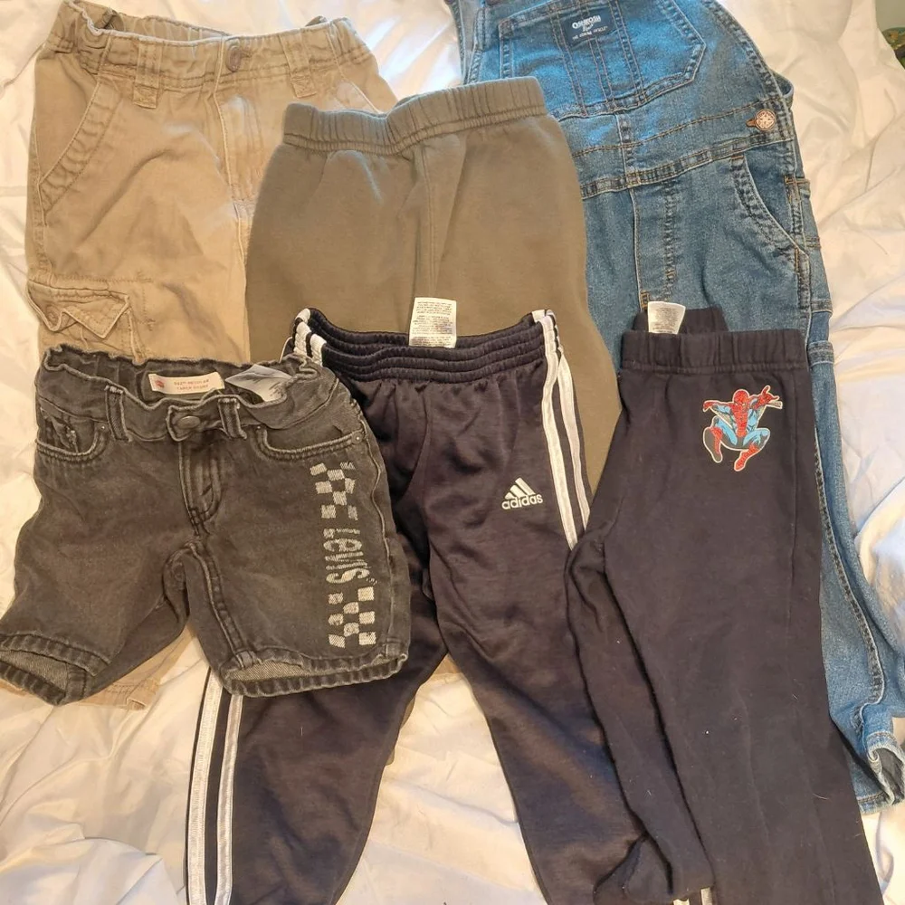 Boys OshKosh B'gosh Blue Denim Overalls Bundle size 4 Pants Excellent condition